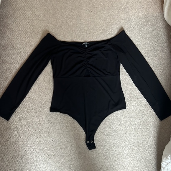 Express Stretch Keyhole Bodysuit - Picture 1 of 5